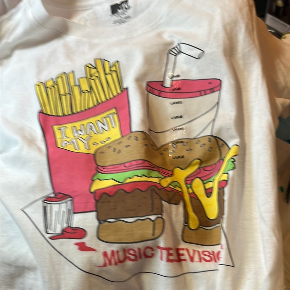 MTV White Graphic T-Shirt - Picture 2 of 5